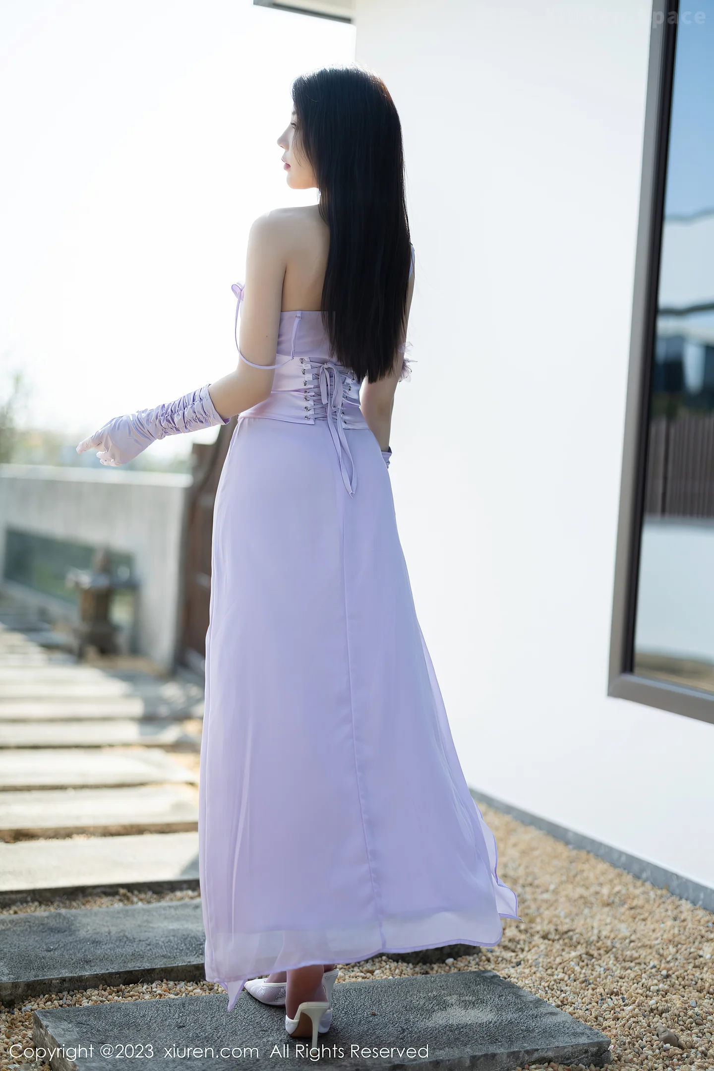 图片[4]-[XiuRen秀人网]2023.02.23 VOL.6314 王馨瑶yanni 黄色紧身礼服裙与情趣内衣加肉丝美腿性感私房写真集-秀人网官方网站